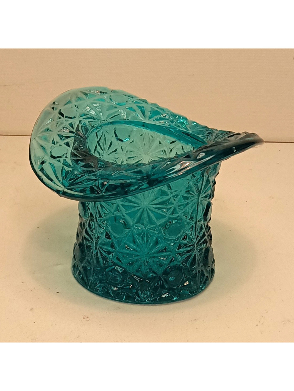 VTG Fenton Aqua Teal Glass Top Hat Toothpick Holder Daisy Button Unmarked 2.5”